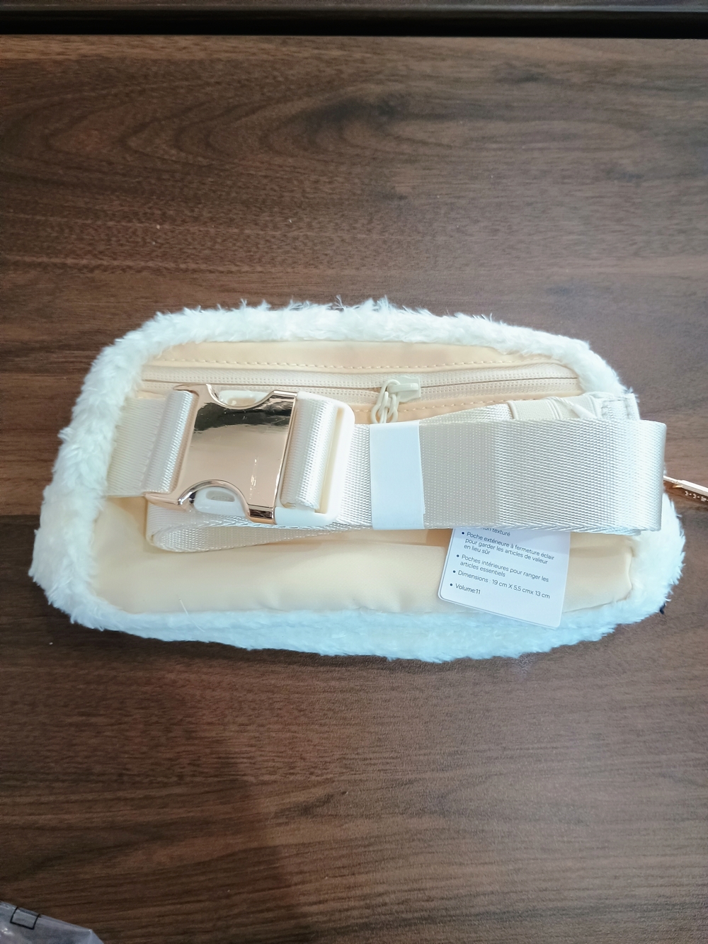 lululemon Cream Faux Fur Fannypack Belt Pouch with Gold Accents - Picture 4 of 4